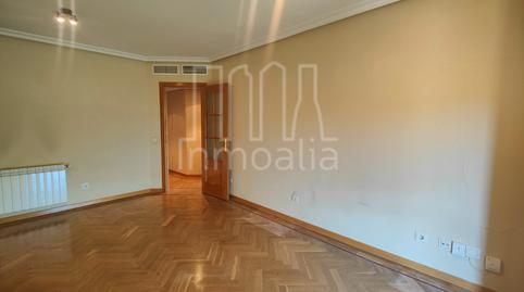 Photo 4 of Flat to rent in Calle del Corregidor Diego de Valderrábano, Media Legua, Madrid