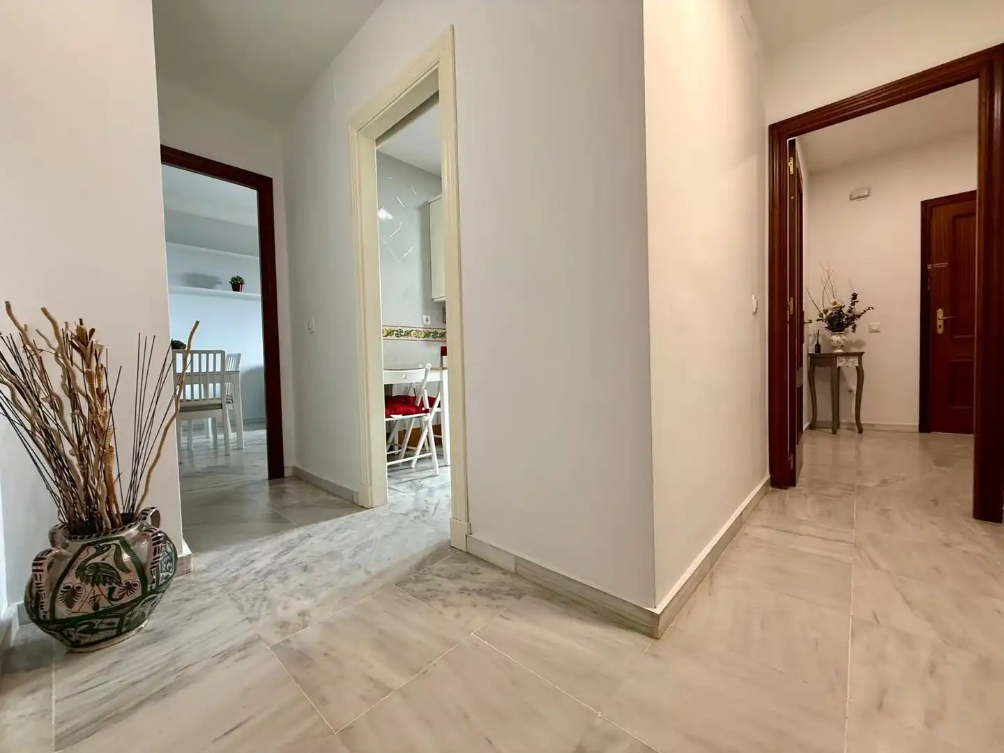 Flat for rent in Sevilla  with Air Conditioner, Heating and Furnished