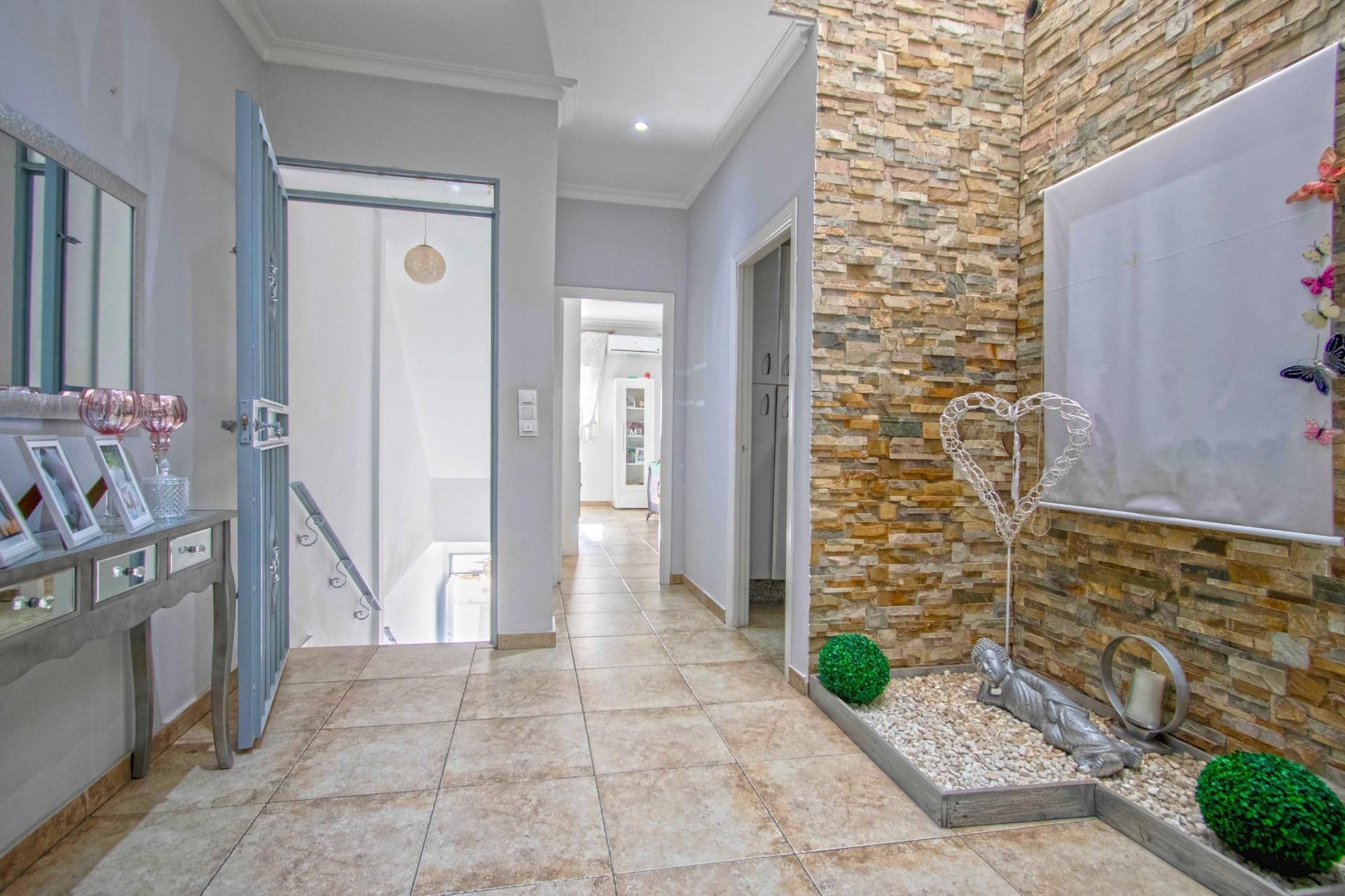 House or chalet for sale in El Viso del Alcor  with Air Conditioner and Terrace