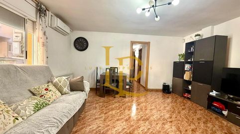 Foto 2 de Piso en venta en Progrés, Rubí