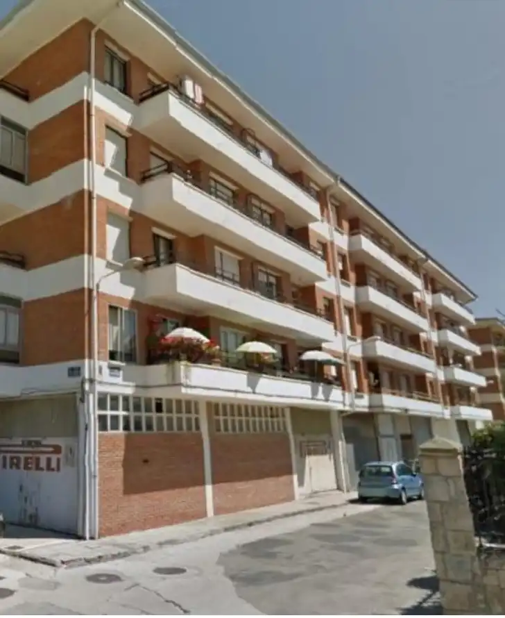Appartamento con terrazza in vendita a Medina de Pomar, imagen 13