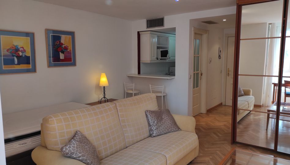 Apartamento de alquiler en Calle de la Infanta Mercedes, 111, Castillejos - Cuzco - Imagen 5