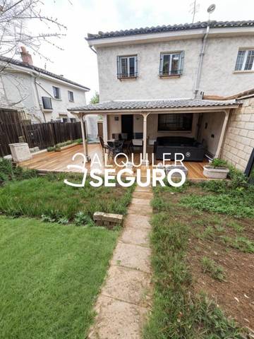 Casa-chalet en Alquiler en olivo en Trijueque