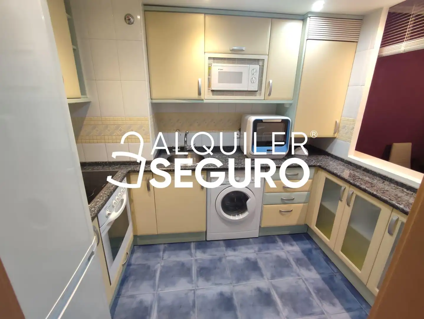 Cocina de Piso de alquiler en Zaragoza con Aire acondicionado, Calefacción y Amueblado