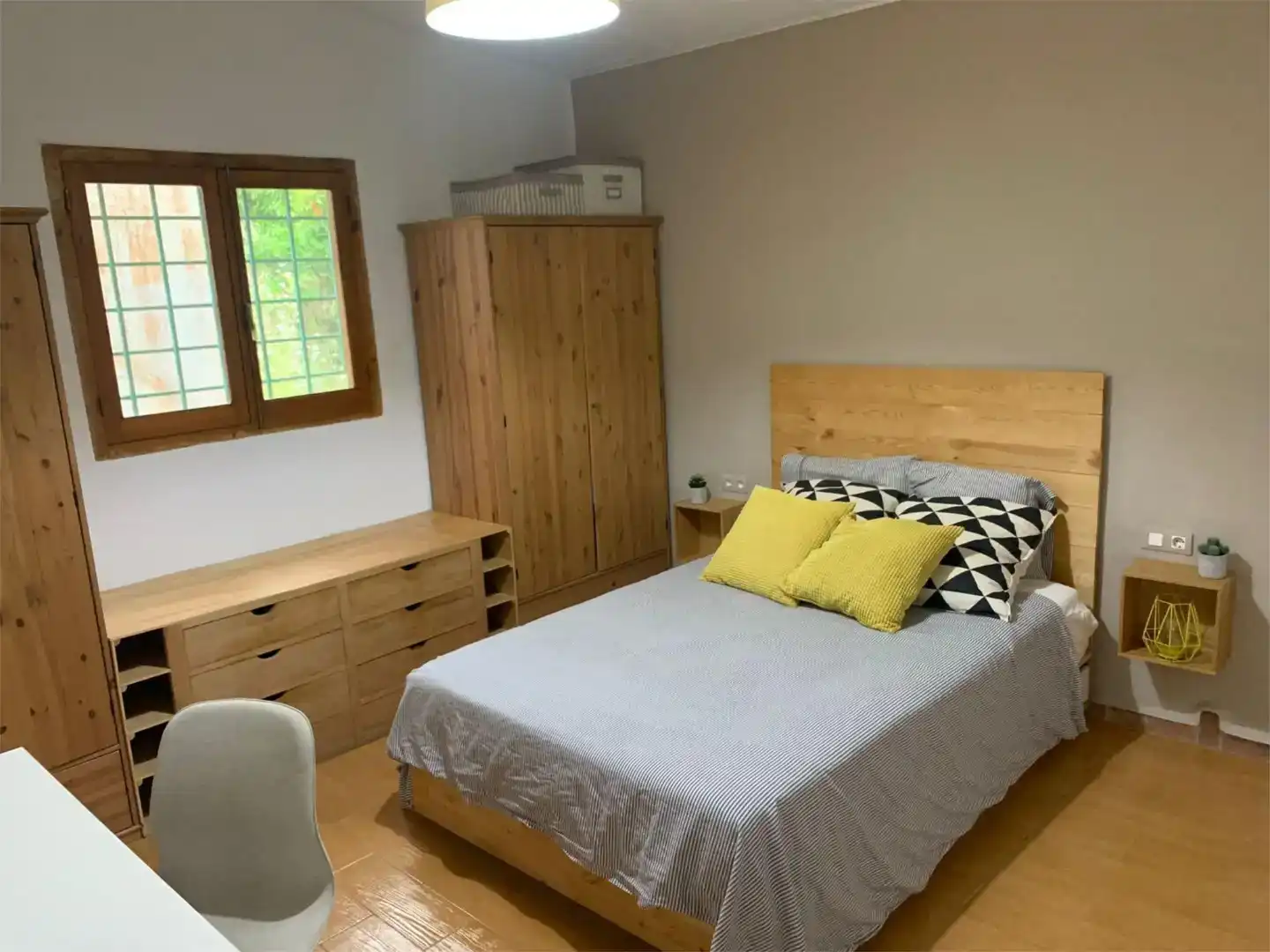 Bedroom of Flat for rent in Coín  with Swimming Pool