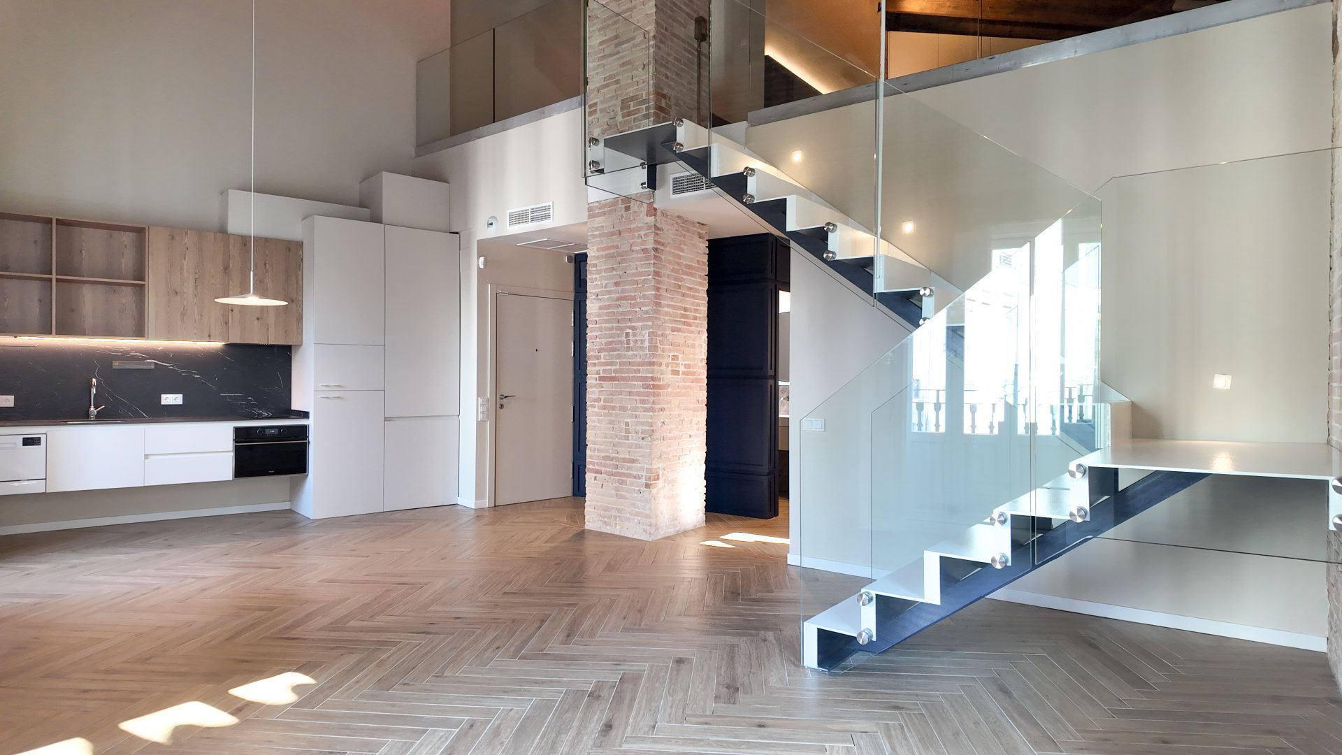 Duplex to rent in  Valencia Capital  with Air Conditioner, Heating and Pets allowed