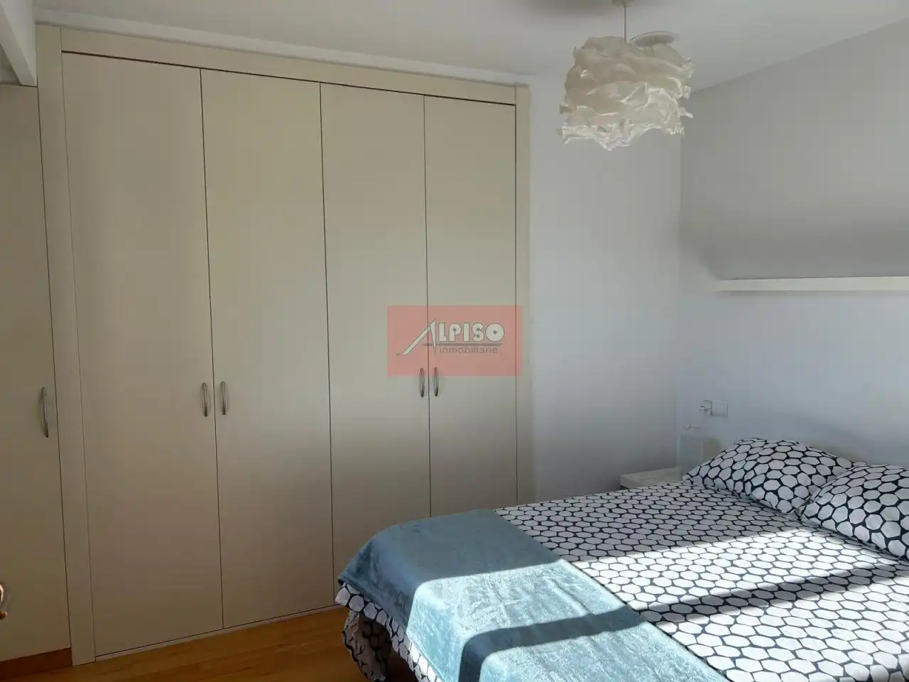 Bedroom of Apartments for rent in Ourense Capital   with Air Conditioner, Heating and Parquet flooring