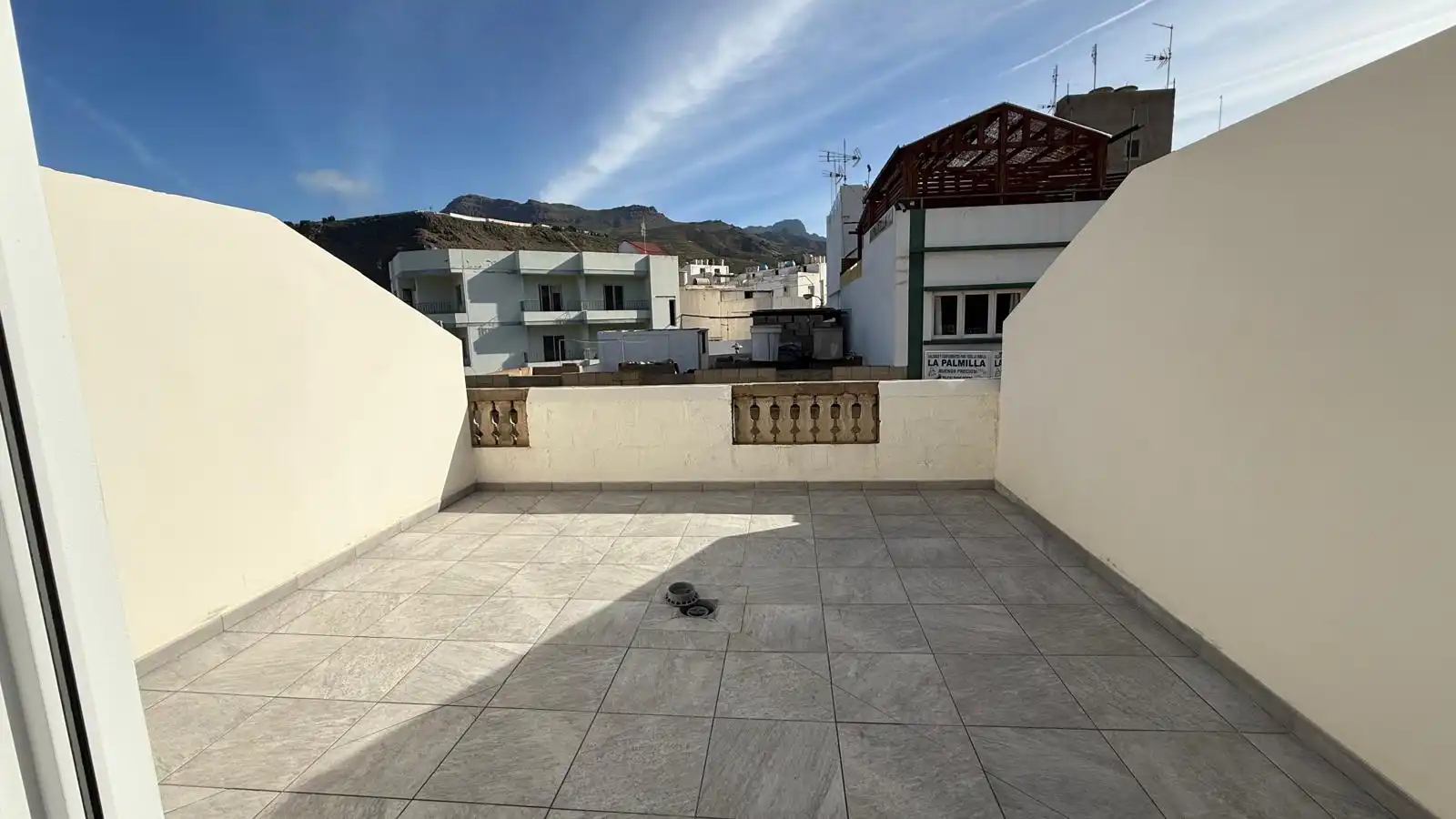 Vista exterior de Casa o xalet en venda en La Aldea de San Nicolás  amb Terrassa