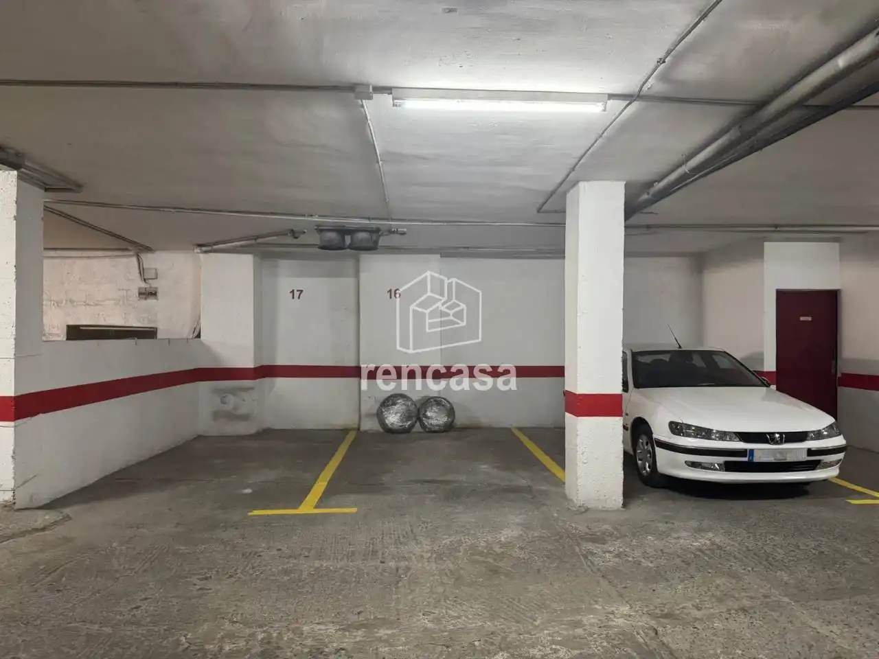 Aparcamiento en venta en Avenida Sant Ruf
