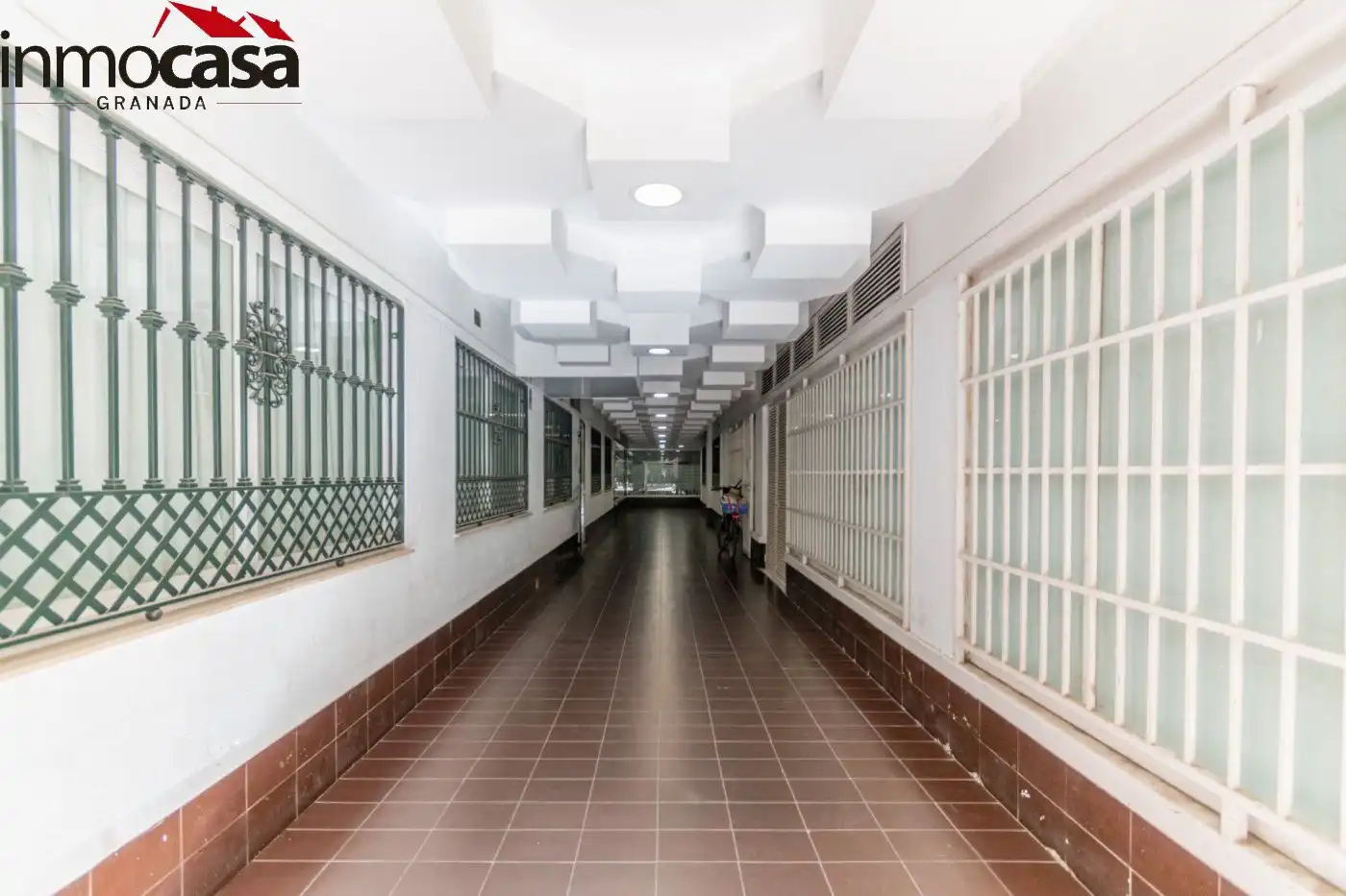 Commercial properties for sale in Granada  with Air Conditioner and Furnished