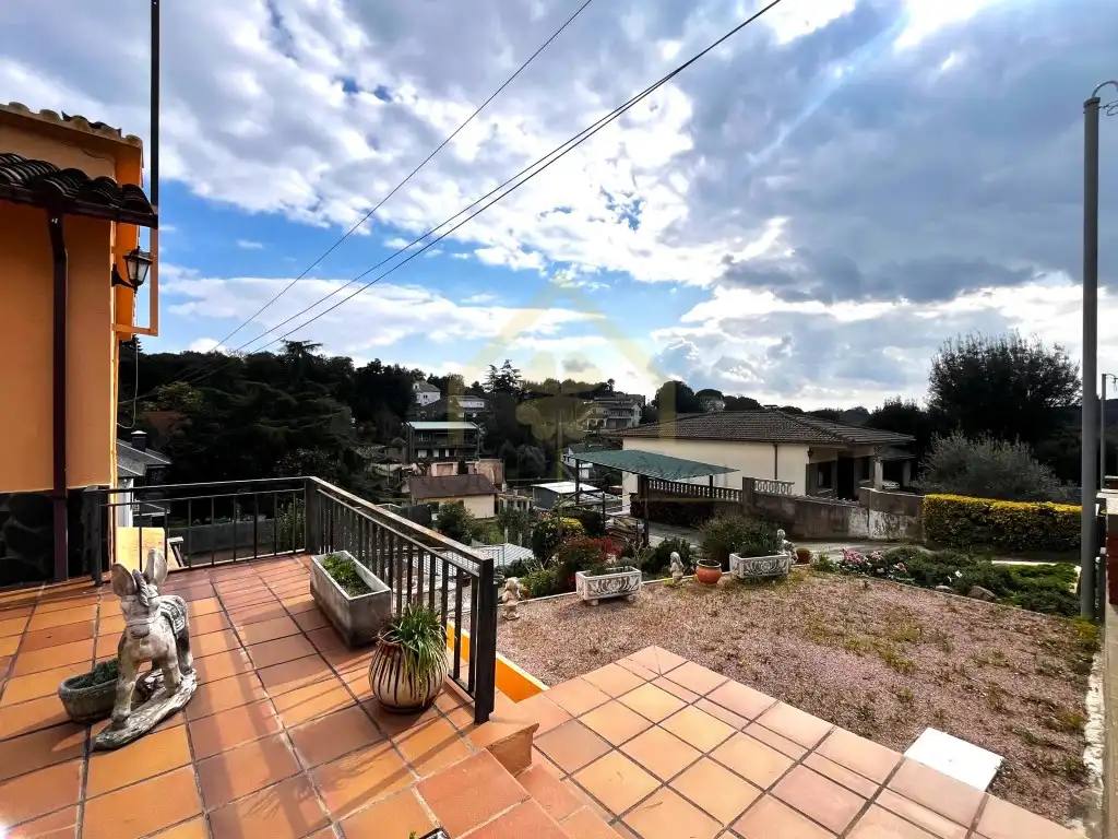 Exterior view of Houses for sale in Sant Pere de Vilamajor  with Balcony