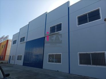 Nave industrial en venta en CALLE 8 DE MARZO