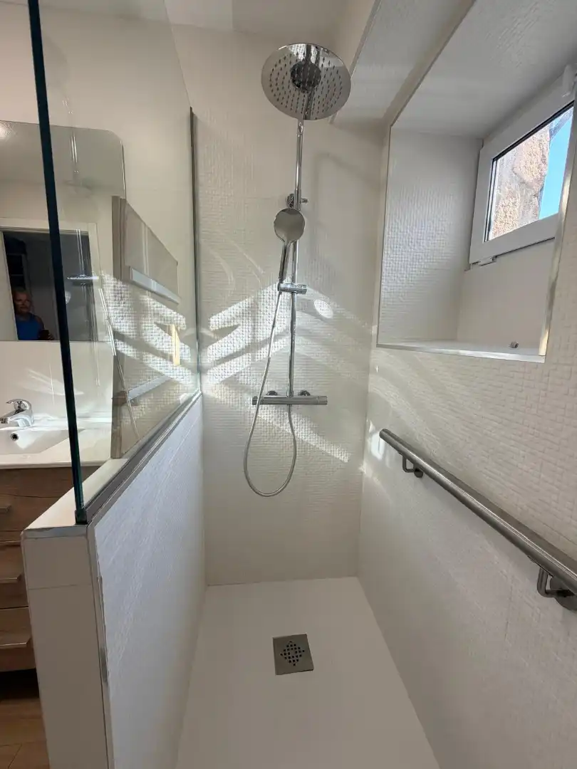 Bathroom of Houses for sale in Valdemorillo  with Air Conditioner, Heating and Private garden