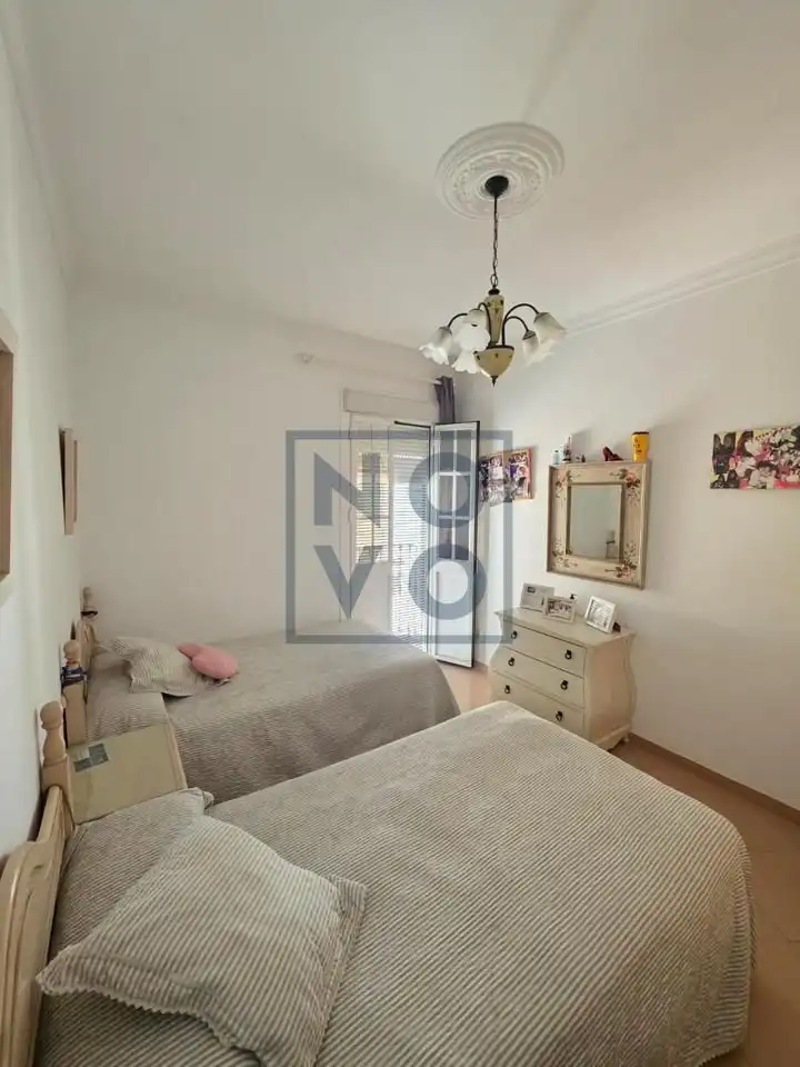 Dormitori de Casa o xalet en venda en Lebrija