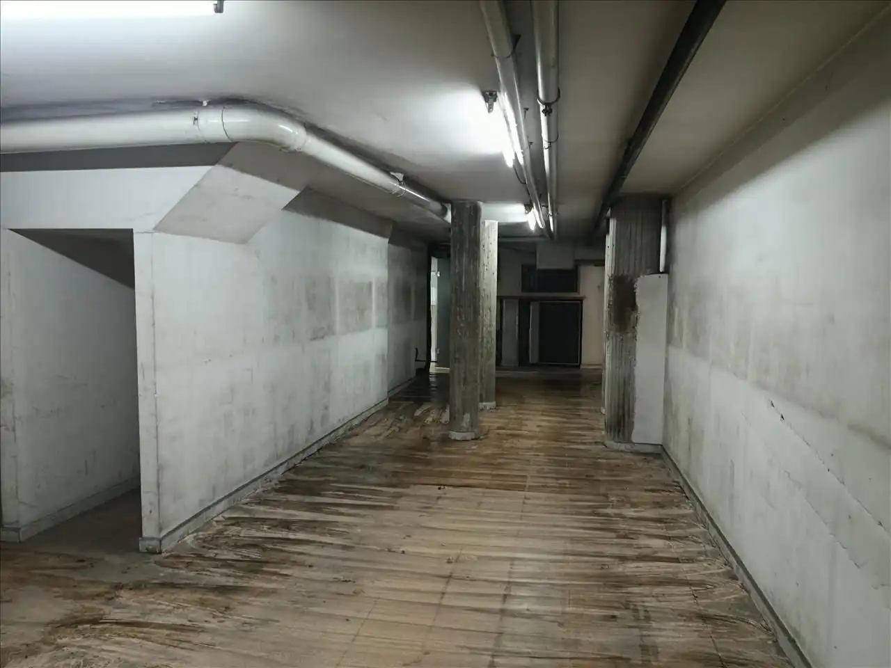 Business premises for sale in Calle Alfonso Iv Setenta-Y-Tres-Y-Setenta-Y-Cinco, imagen 28