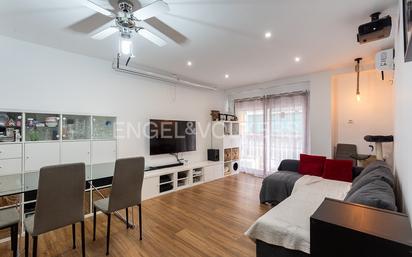 Living room of Flat for sale in Paterna  with Air Conditioner and Balcony