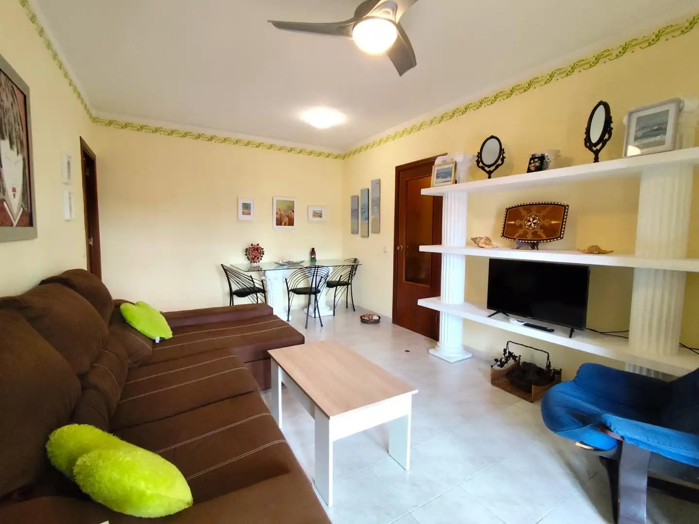 Living room of Flat for rent in El Portil  with Private garden, Terrace and Swimming Pool