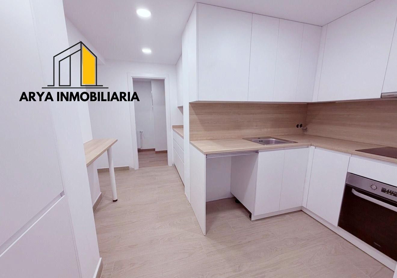 Kitchen of Flat for sale in Torrejón de Ardoz  with Air Conditioner, Terrace and Balcony