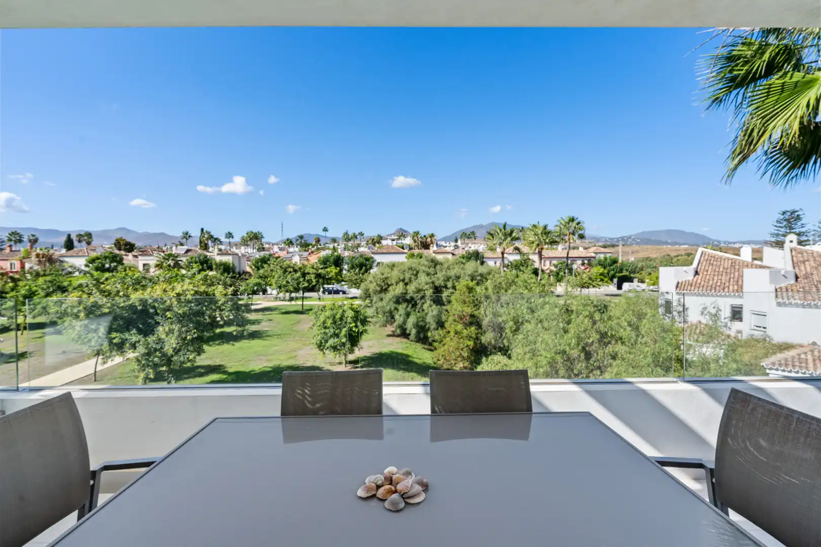 Jardín de Ático de alquiler en Estepona con Aire acondicionado, Terraza y Piscina
