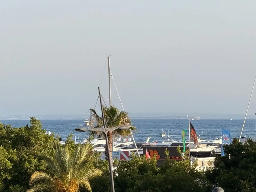 Pis en venda en Eivissa amb Aire condicionat, Terrassa i Balcó
