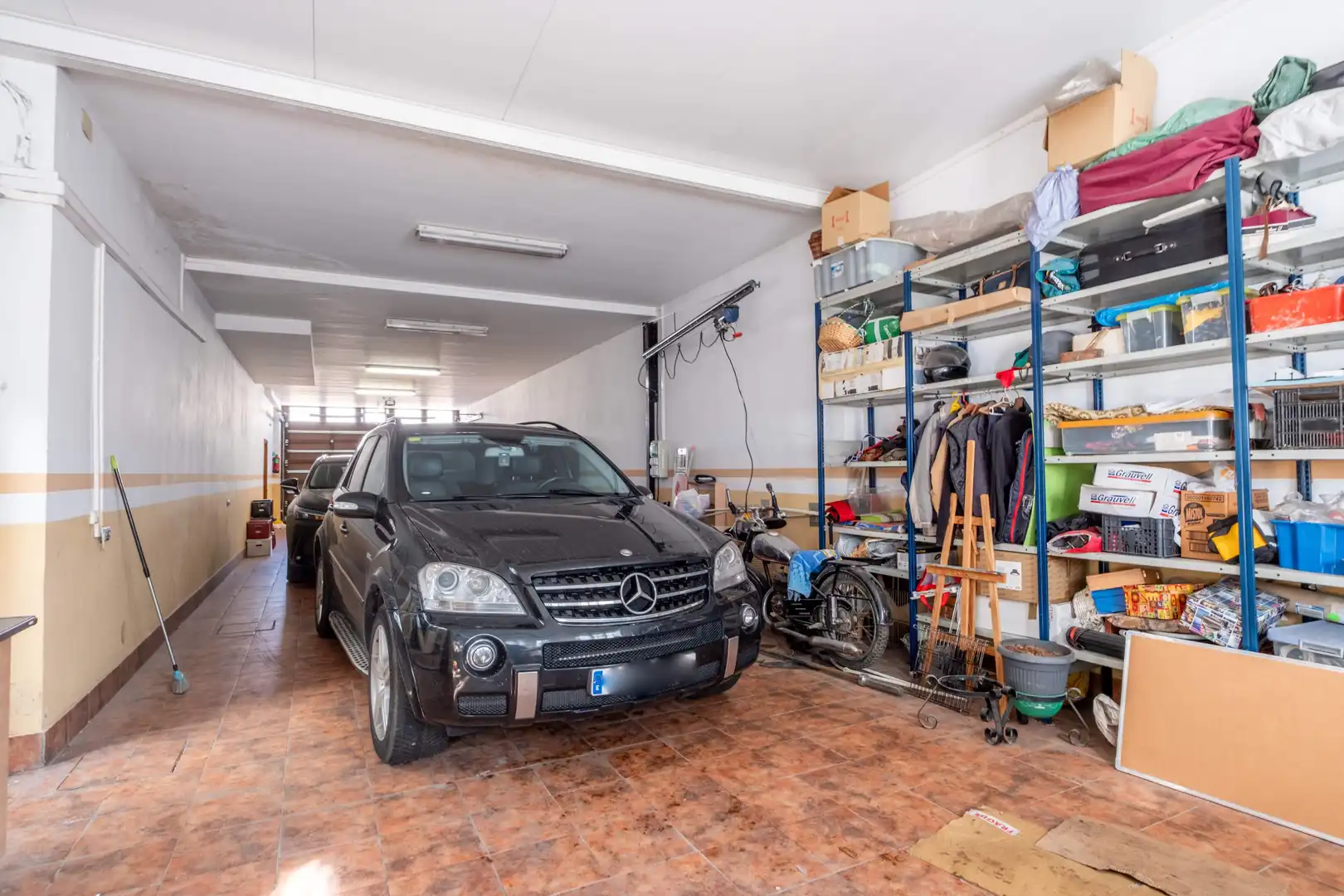 Parking of Houses for sale in Zaragoza  with Air Conditioner and Heating