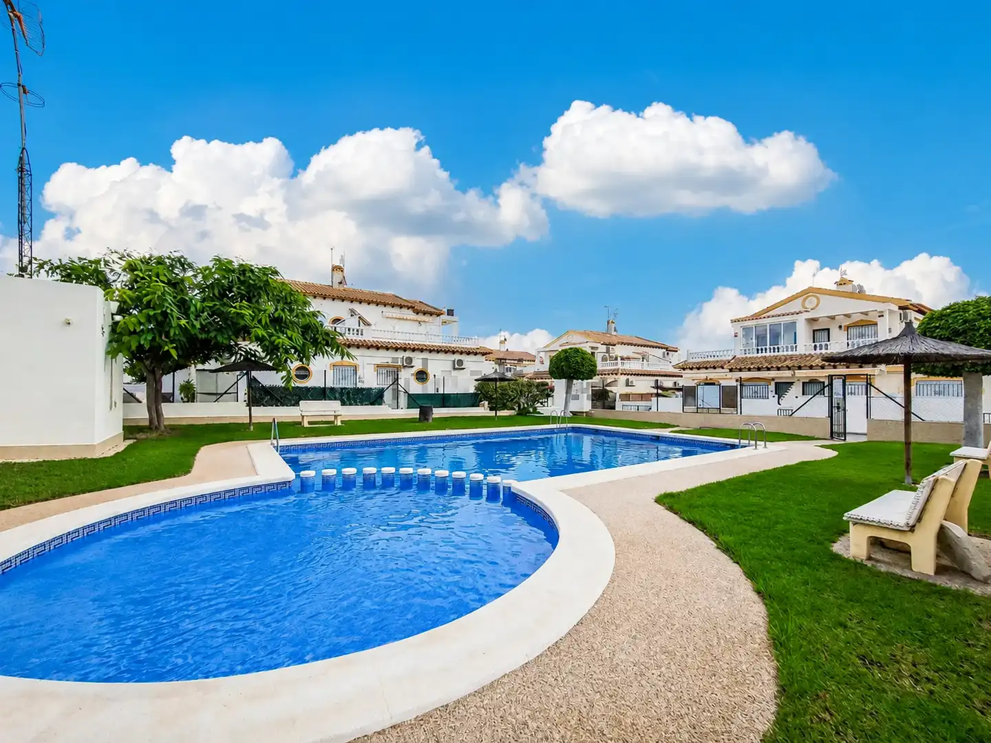 Maison mitoyenne avec terrasse à vendre à Calle Trepadora conjunto residencial los naranjos f, imagen 2