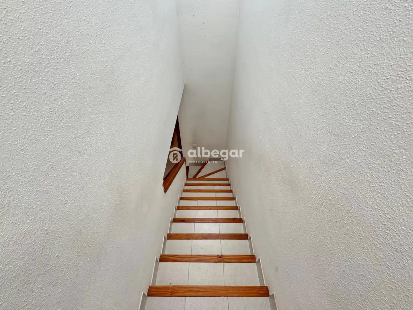 Casa adosada en venda en Alfafar amb Aire condicionat, Jardí privat i Terrassa