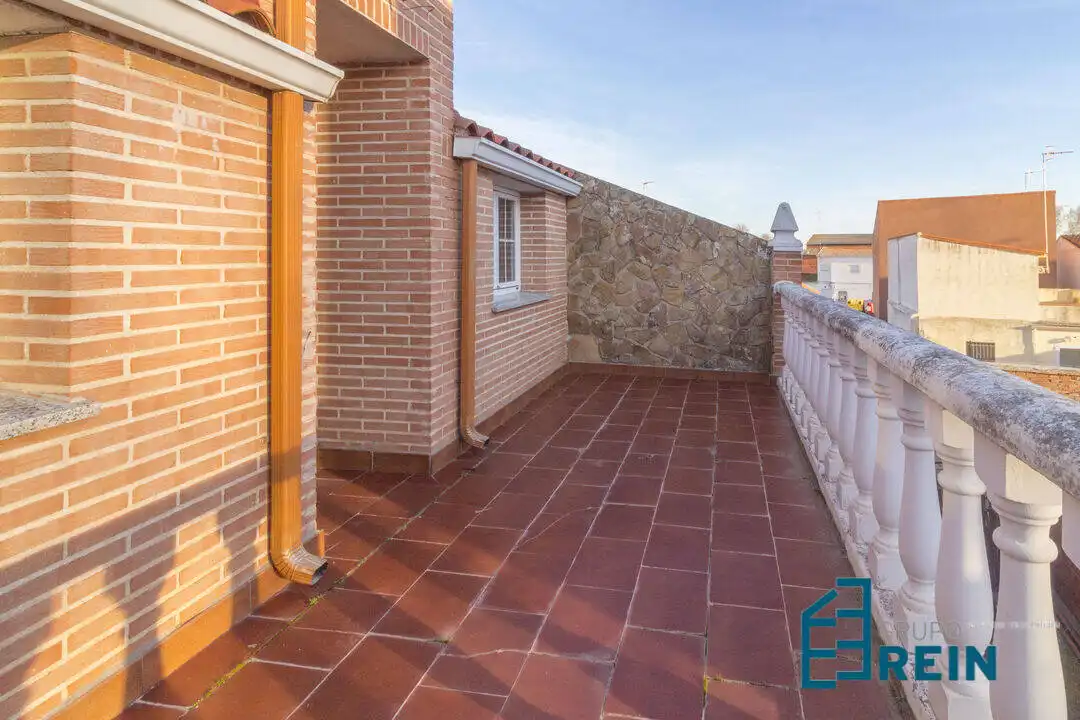 Chalet con jardín en venta en LARGO CABALLERO 1, imagen 51