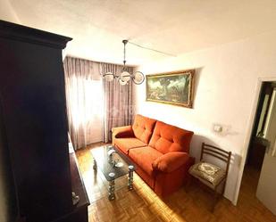 Living room of Flat for sale in  Madrid Capital