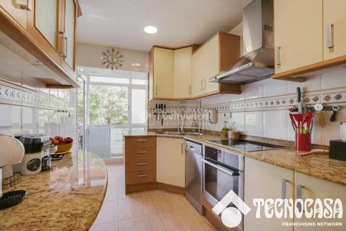 Cocina de Piso en venta en Viladecans con Balcón