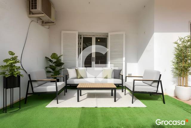 Piso en Venta en CL TERRASSA en Granvia - Mar