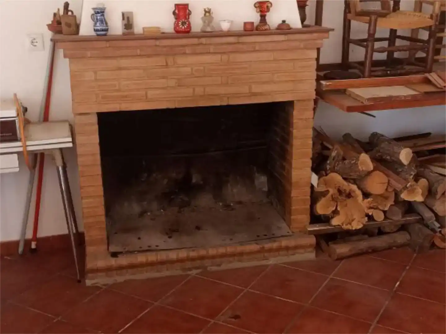 Sala d'estar de Casa adosada en venda en Valverde de Llerena amb Moblat i Balcó