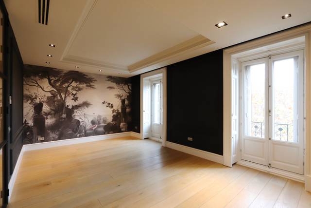 Piso en Alquiler en Calle de Alfonso XII en Jerónimos