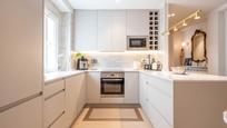 Kitchen of Flat for sale in  Zaragoza Capital  with Air Conditioner, Heating and Parquet flooring