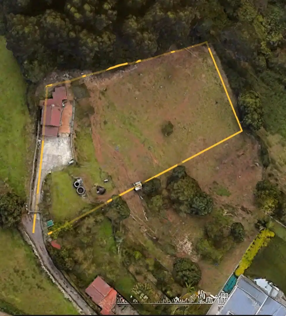 Casa o xalet en venda en Oviedo  amb Jardí privat i Moblat