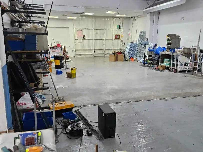 Industrial building for sale in Familia Gallego 1, imagen 5