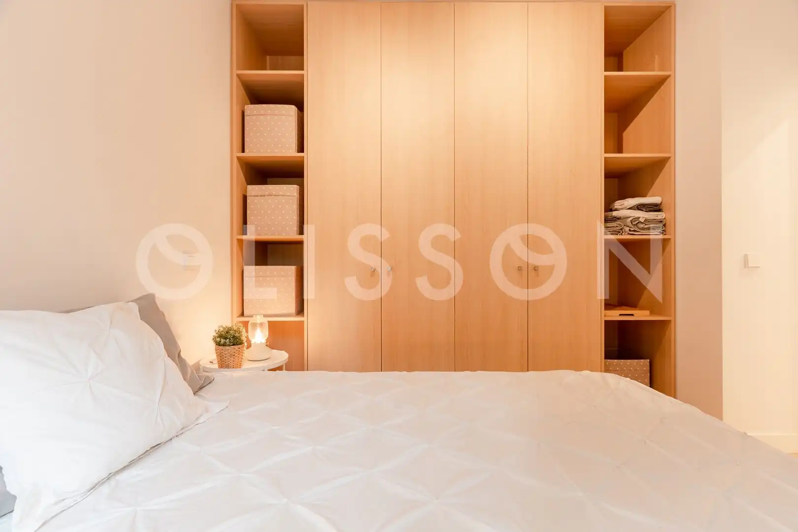 Bedroom of Flat for sale in Madrid  with Air Conditioner, Heating and Furnished