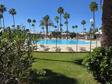 Bungalow amb piscina en venda a Calle Touroperador Vingresor