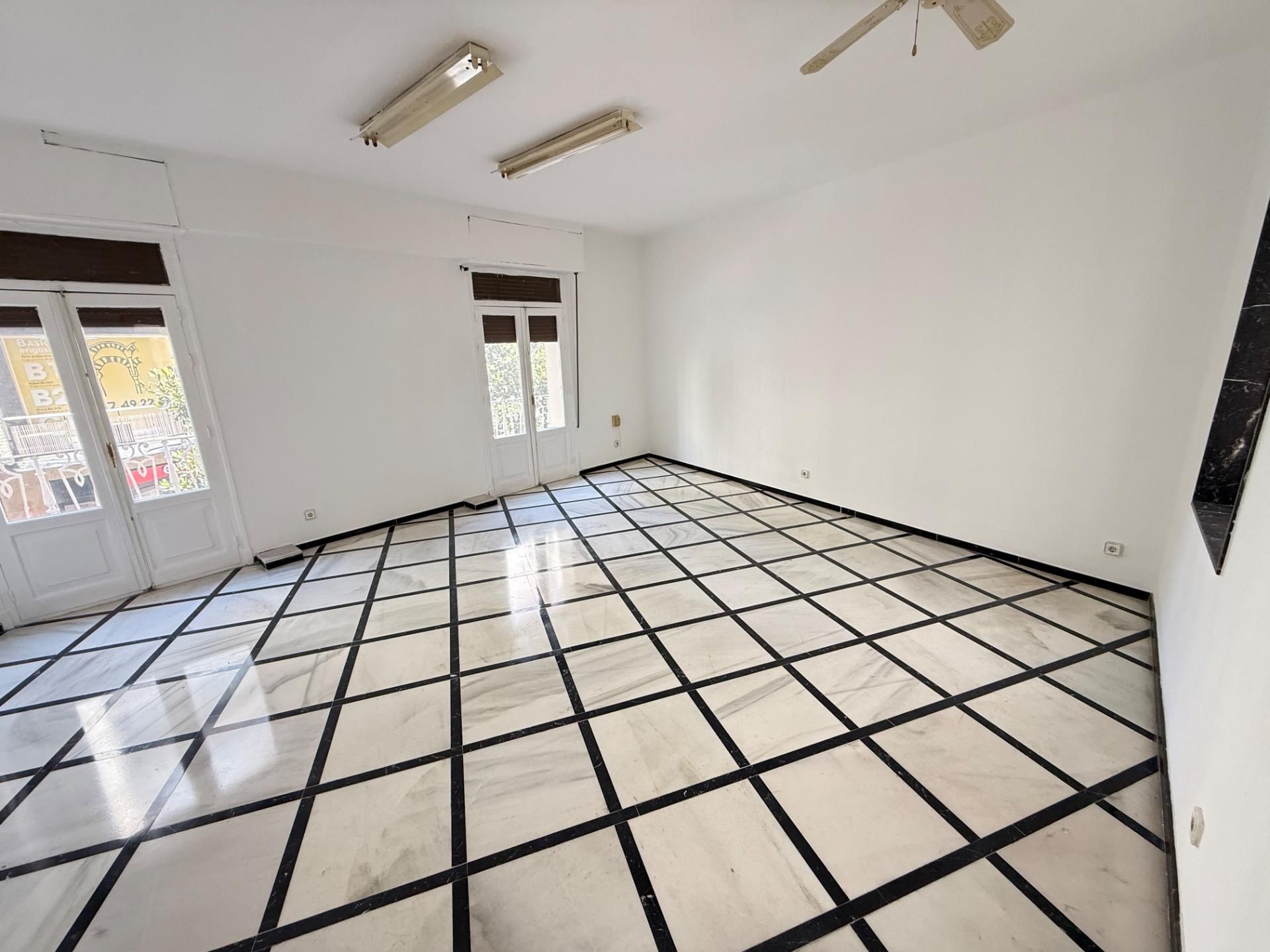 Office to rent in  Córdoba Capital  with Air Conditioner