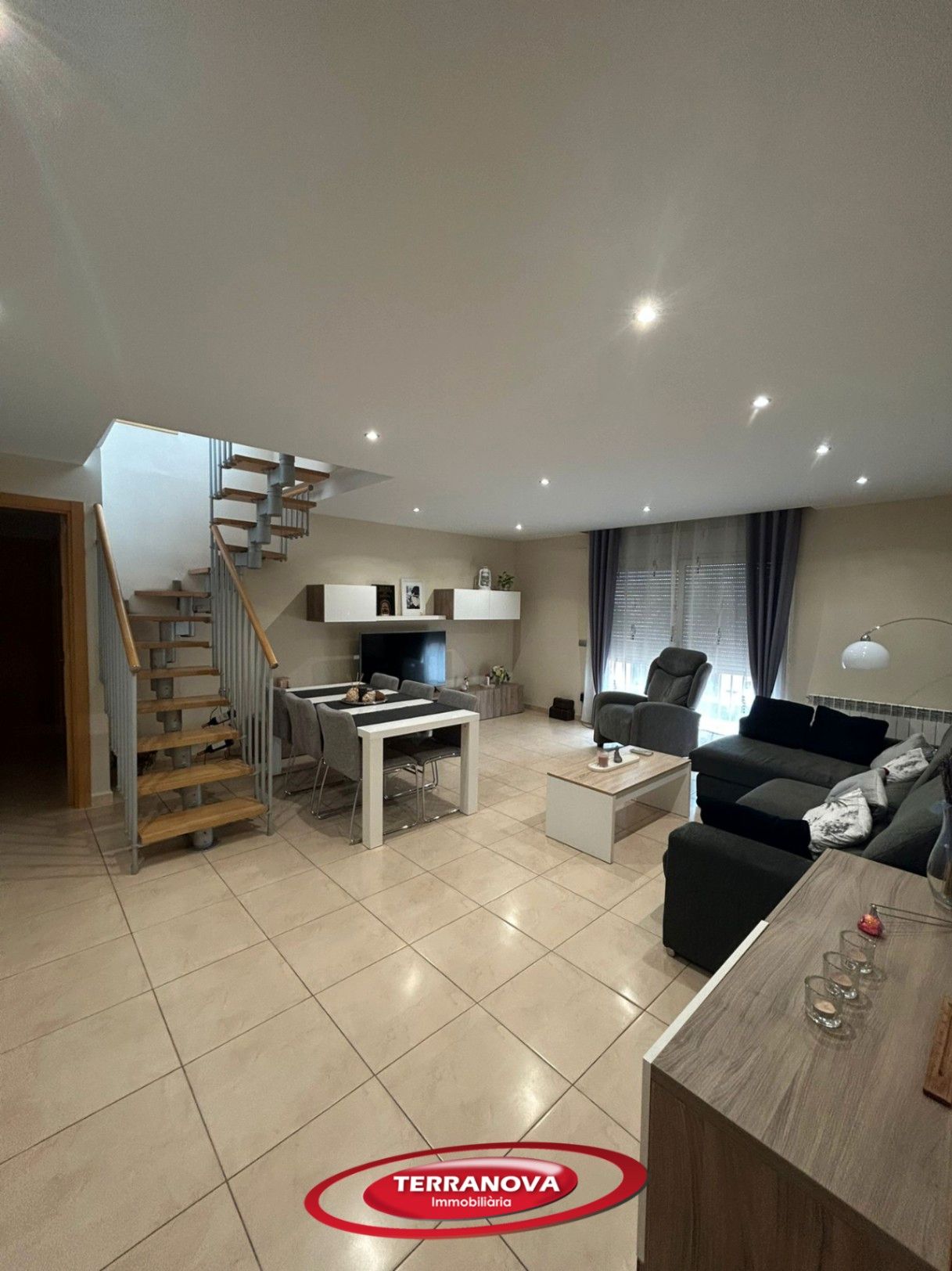 Living room of Duplex for sale in Ripollet  with Air Conditioner, Heating and Terrace
