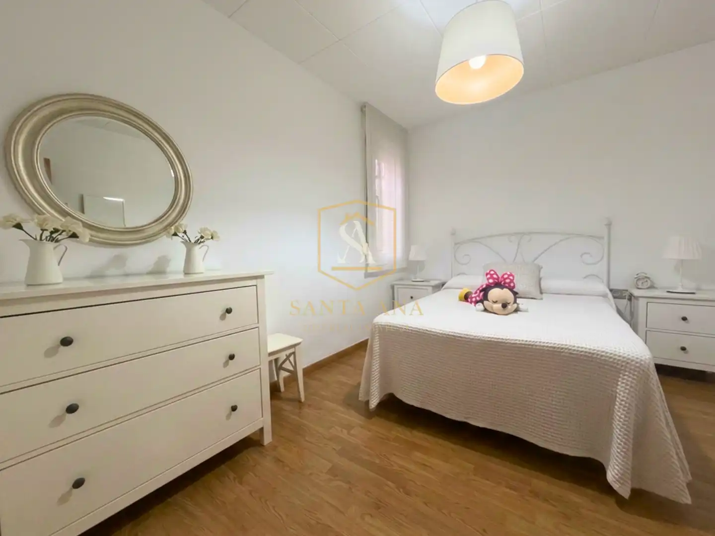 Schlafzimmer von Einfamilien-Reihenhaus zum Verkauf in Badalona mit Klimaanlage, Heizung und Parkett
