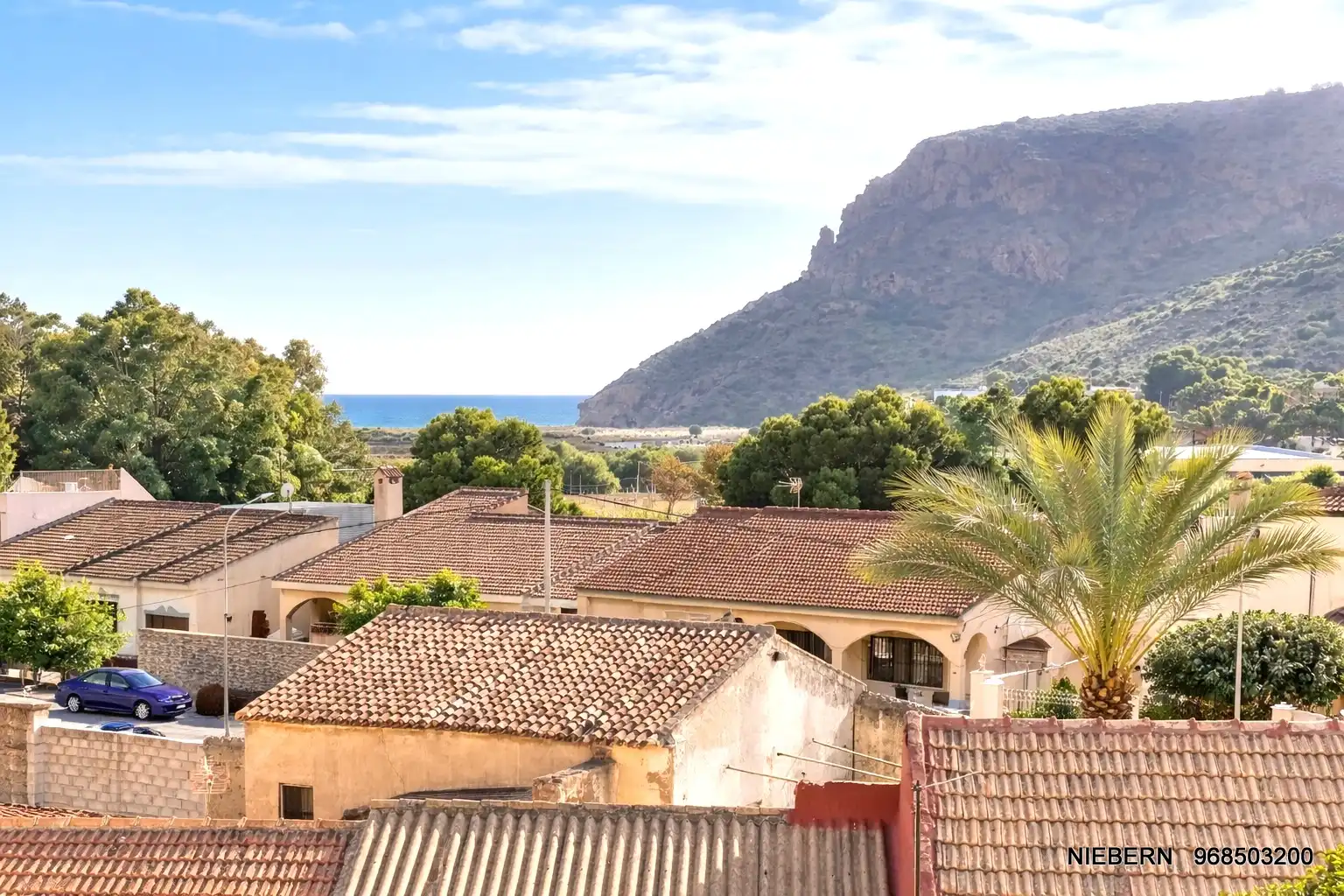 Außenansicht von Einfamilien-Reihenhaus zur Miete in La Unión mit Klimaanlage, Terrasse und Möbliert