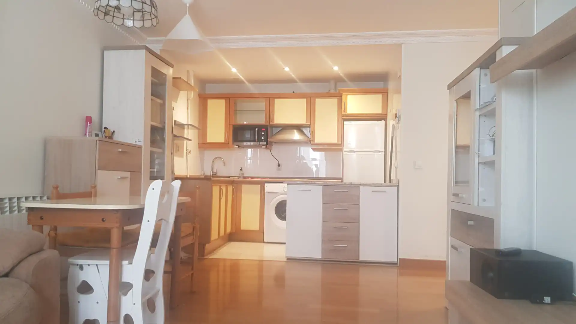 Cuina de Apartament en venda en Vitoria - Gasteiz amb Calefacció, Parquet i Moblat