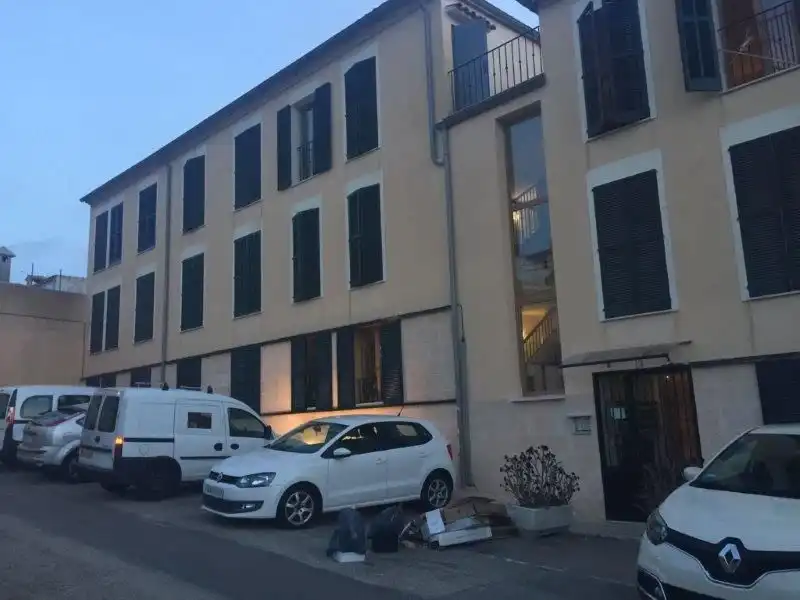 Vista exterior de Apartamento de alquiler en Montuïri con Amueblado, Horno y Lavadora