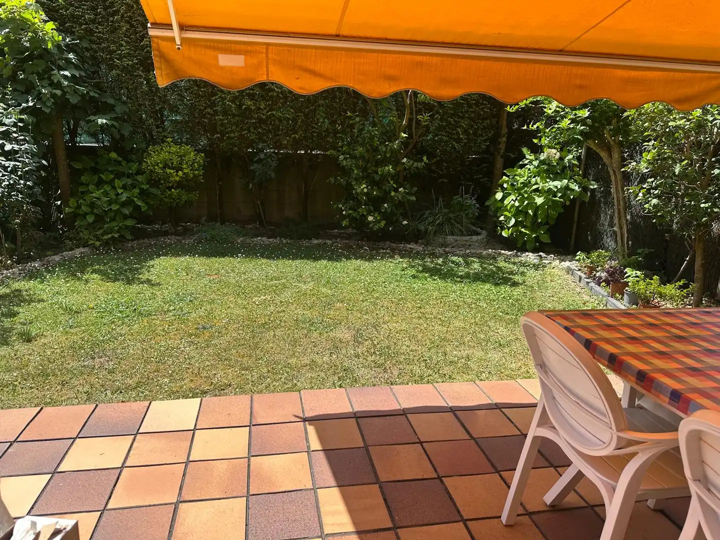 Garten von Einfamilien-Reihenhaus zum Verkauf in Oviedo  mit Heizung, Privatgarten und Parkett