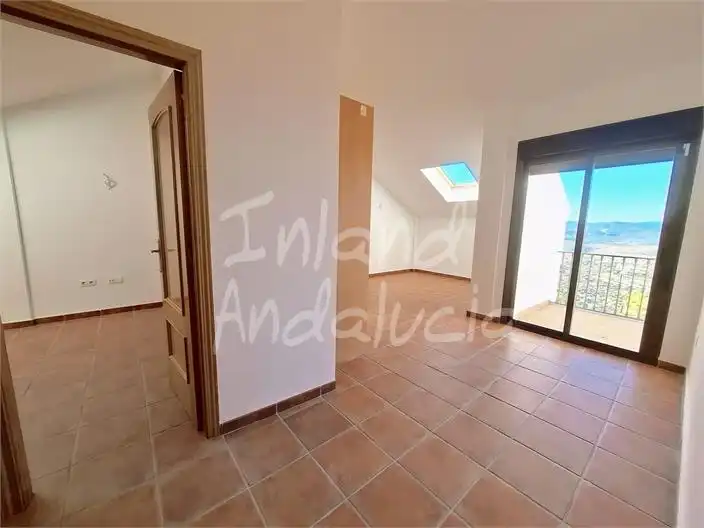 Apartament amb piscina en venda a Alcaucín, imagen 3