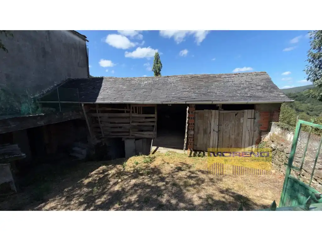 Garden of Houses for sale in Baralla