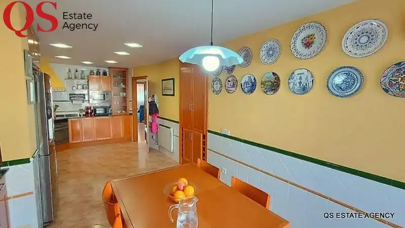 Comedor de Casa adosada en venta en Pineda de Mar con Aire acondicionado, Calefacción y Terraza