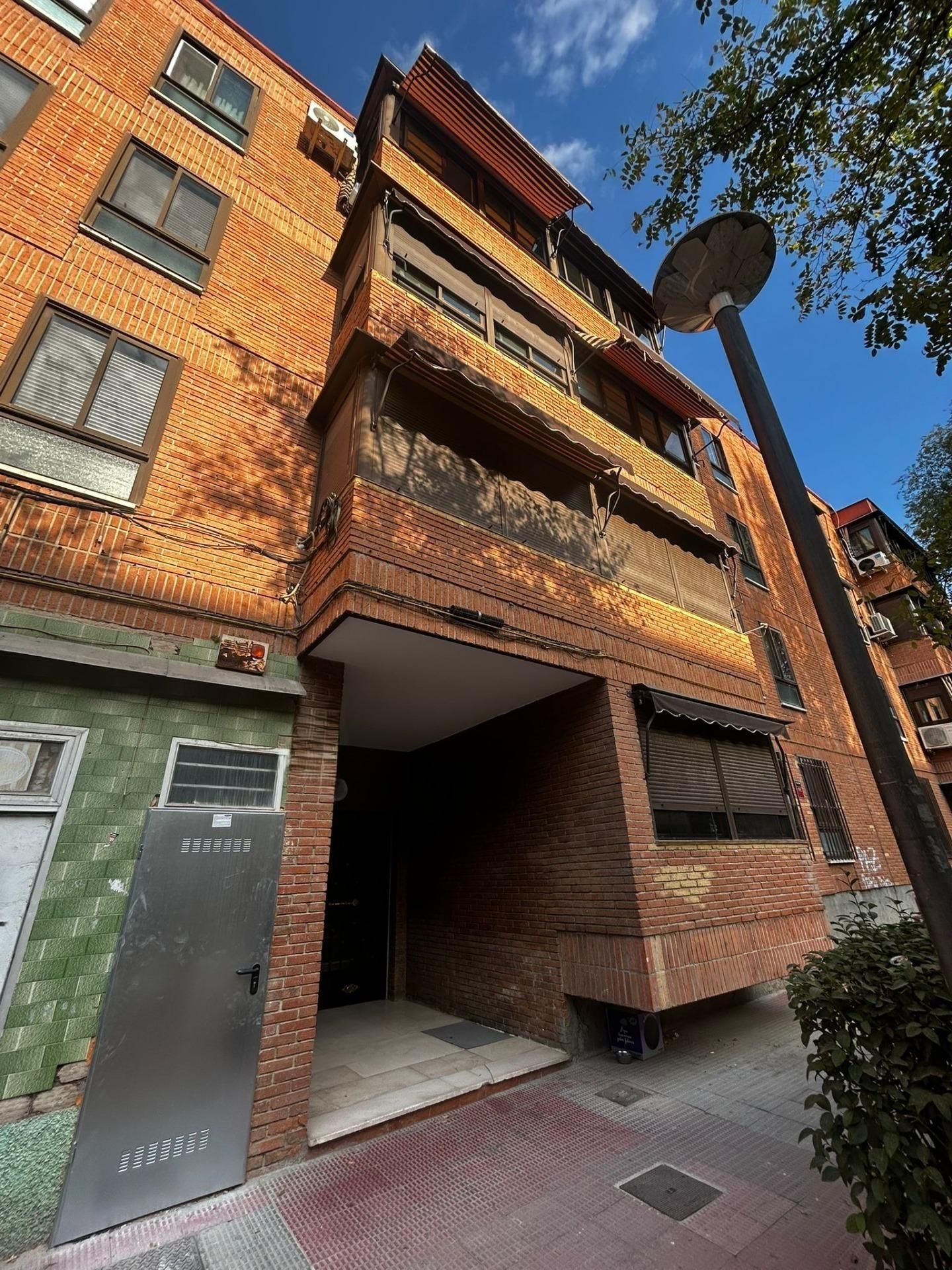 Exterior view of Flat for sale in Coslada  with Air Conditioner, Heating and Terrace