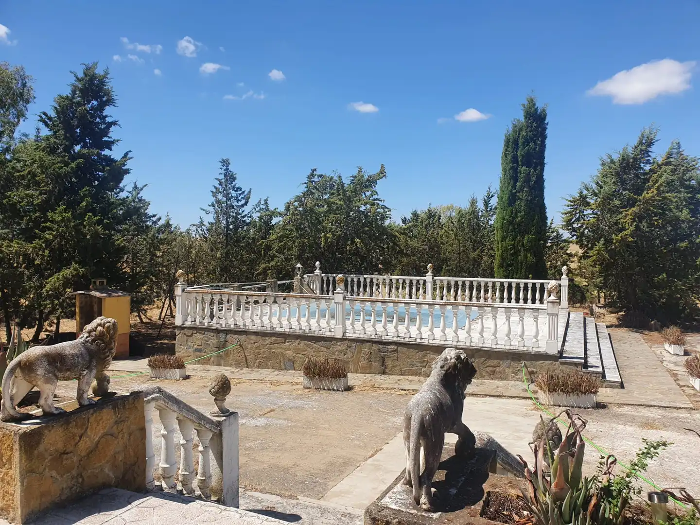 Garden of Houses for sale in Talarrubias  with Air Conditioner, Private garden and Storage room